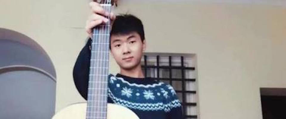 Ragazzo ucciso e nascosto in valigia, spunta il movente omosessuale