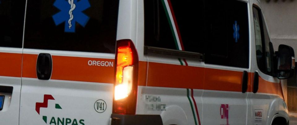 Paura al McDonald’s, nordafricani accoltellano un vigilante