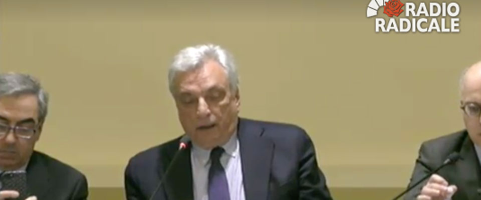 Migranti, un “decalogo” per arginare il buonismo e tutelare i valori europei (video)