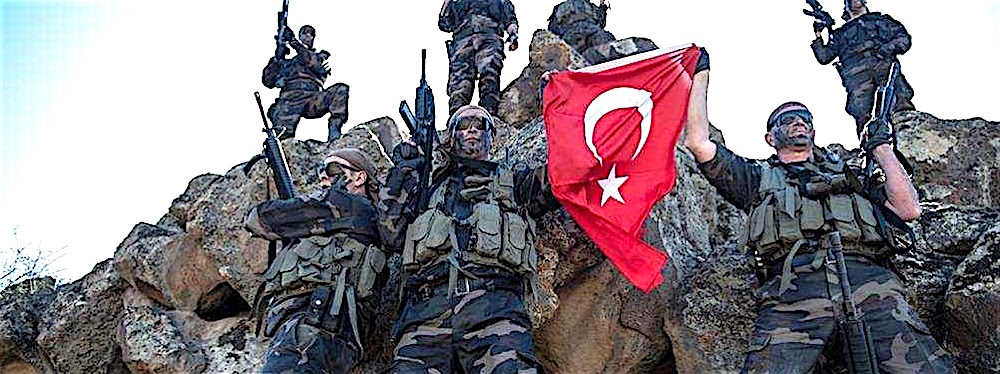 Siria, disperata resistenza dei patrioti curdi all’aggressione militare turca