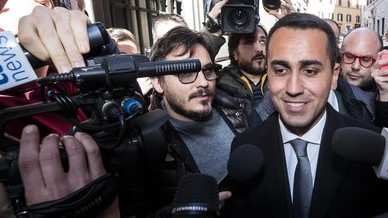 Di Maio dice no al governo istituzionale e punta alle elezioni