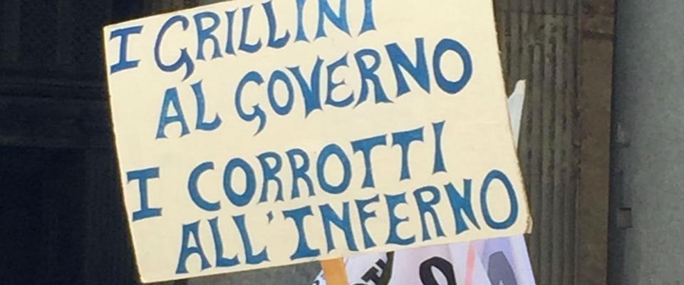 Molise, altri guai per il candidato M5S: dalla camorra al business migranti