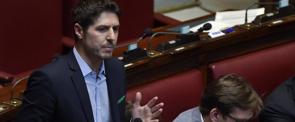 Molteni (Lega) lascia di stucco il M5S: «Rinuncio all’indennità da presidente»