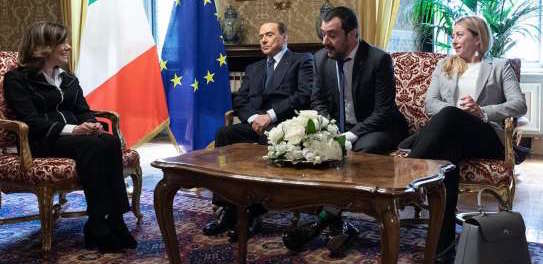 Governo, il centrodestra intravede uno spiraglio: «Speriamo sia la volta buona»