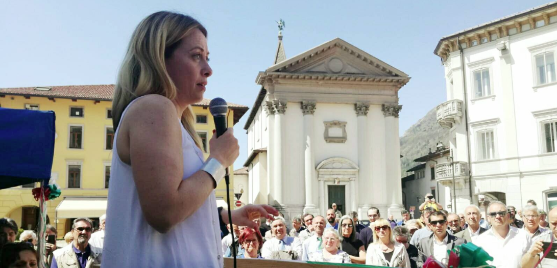 Maretta nel centrodestra, Meloni: «Berlusconi si rassegni, mai con il Pd»