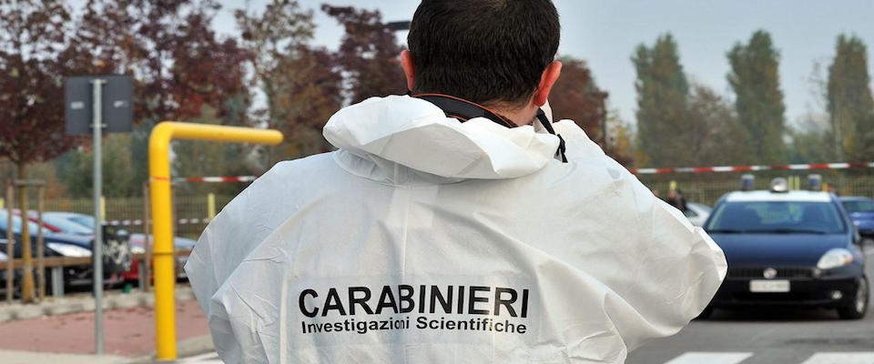Firenze, trovato in strada incosciente e con le gambe fratturate: buio pesto sul caso