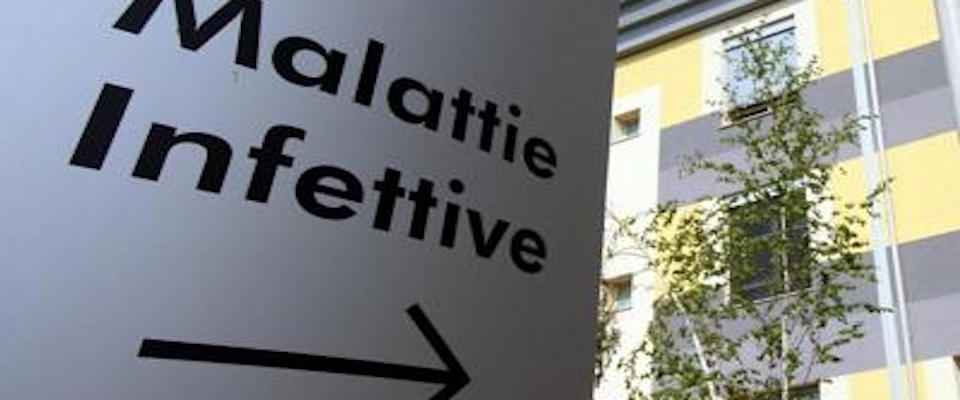 Incubo meningite, a Firenze muore un bimbo di 8 mesi: era in regola coi vaccini
