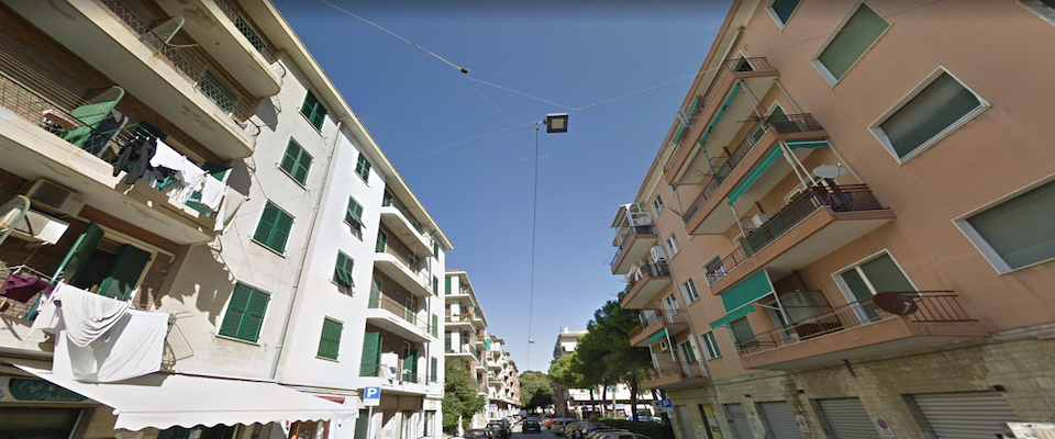 Maltempo, anziana muore colpita da un cornicione nel Savonese