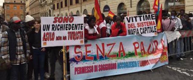 Manifestazione di richiedenti asilo a Roma