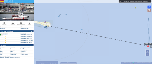 La traccia Ais di Open Arms che si trova a circa 30 miglia nautiche da lampedusa e continua a pendolare lungo una rotta nord-sud nell'attesa di forzare il blocco