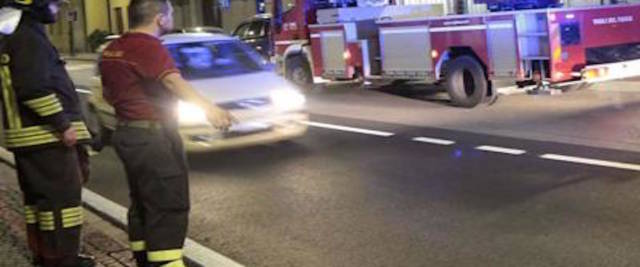 dà fuoco al marito foto da sito Adnkronos