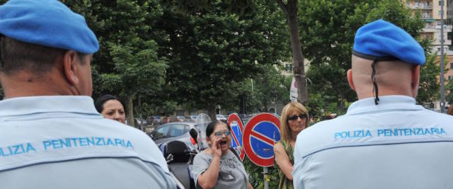 polizia penitenziaria foto Ansa