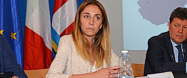 tasse Elena Chiorino fratelli d'italia