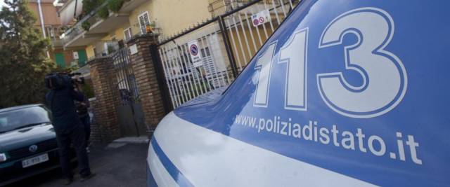 Una volante della polizia foto Ansa