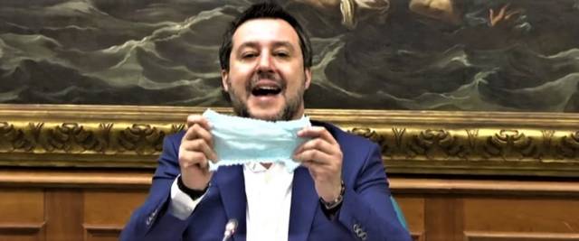 salvini con mascherina