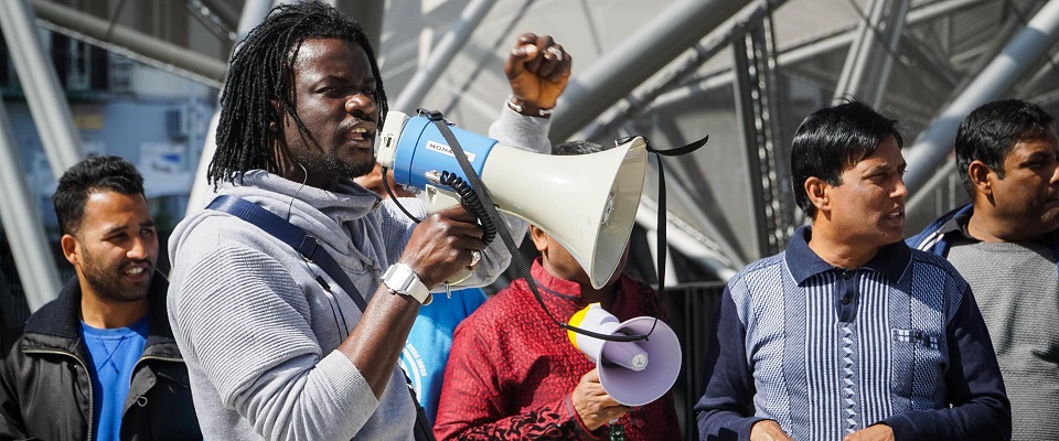 Protesta immigrati a Pisa foto Ansa Protesta immigrati a Pisa foto Ansa