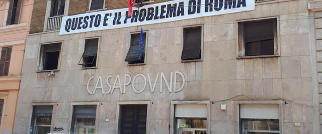 Raggi sgombera CasaPound