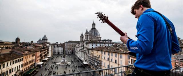 chitarrista piazza Navona