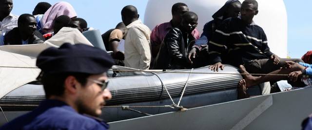 Lampedusa 10 agenti positivi al Covid