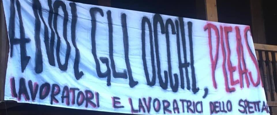 protesta lavoratori spettacolo Globe di Proietti