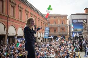 Meloni a Bologna