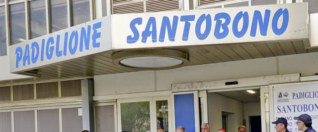 Pessime notizie arrivano da Napoli, intanto, dove è molto grave il quadro clinico del bambino di 11 anni ricoverato per Covid nella rianimazione dell'ospedale pediatrico Santobono di Napoli.