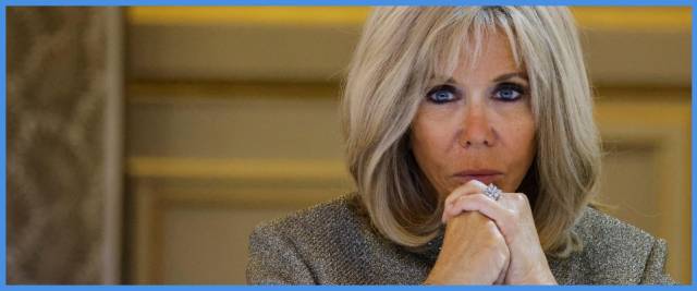 Brigitte Macron transessuale