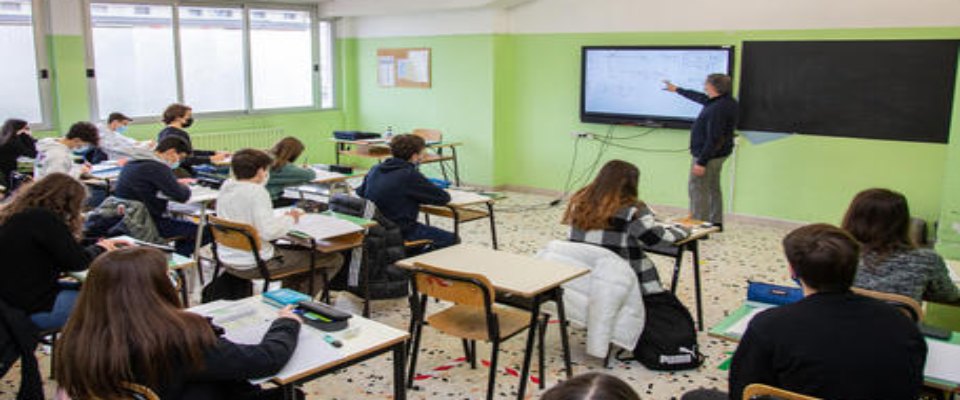 Scuola ventilazione automatica