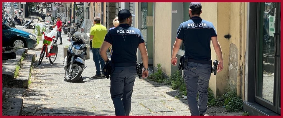 sorelle sfregiate con l’acido