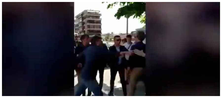 Conte schiaffo, Massa