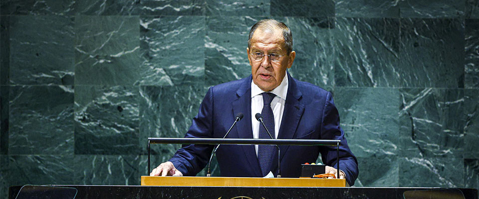 Lavrov a sorpresa: “Le sanzioni e l’embargo ci stanno soffocando. Siamo pronti ai negoziati”