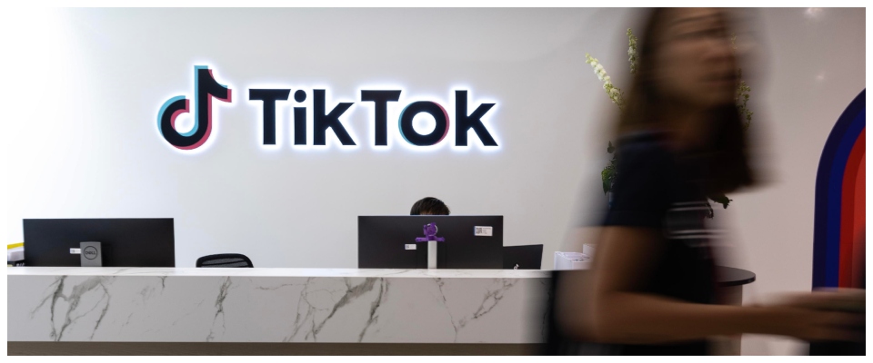 Francia, i genitori di una 15enne che si è tolta la vita denunciano TikTok per istigazione al suicidio Francia, i genitori di una 15enne che si è tolta la vita denunciano TikTok per istigazione al suicidio