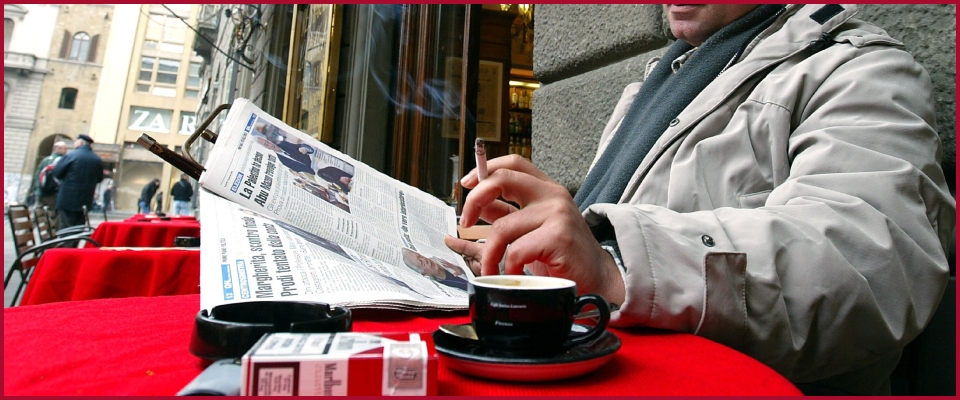 Divieto di fumo all’aperto a Torino, la norma getta nel panico ristoratori e baristi: ora come ci regoliamo?