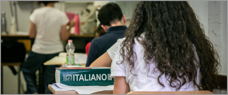 Maturità, come ogni anno scatta il toto tracce: tutti pronti a scommettere sul Vate, Pirandello e… Oppenheimer