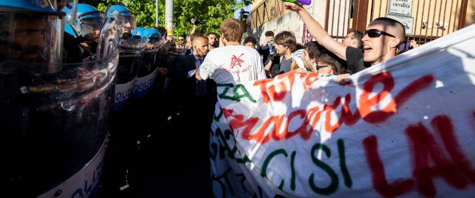 Università, l’allarme del Viminale: estremisti islamici e anarchici con gli studenti anti-Israele