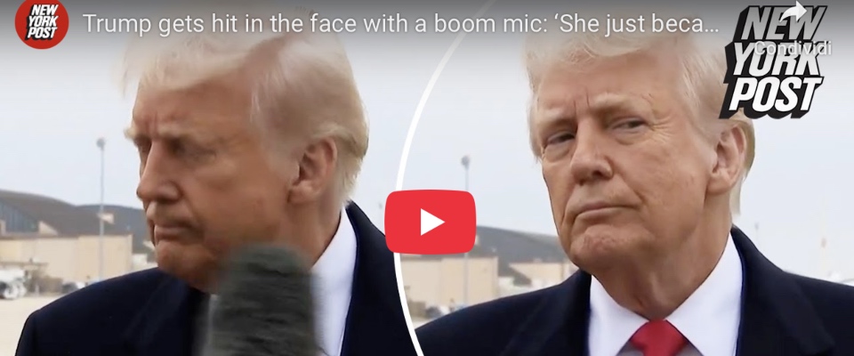 operatore televisivo da Secoloditalia.it Un operatore televisivo colpisce Trump in faccia con il microfono ma lui scherza e sminuisce l’incidente video
