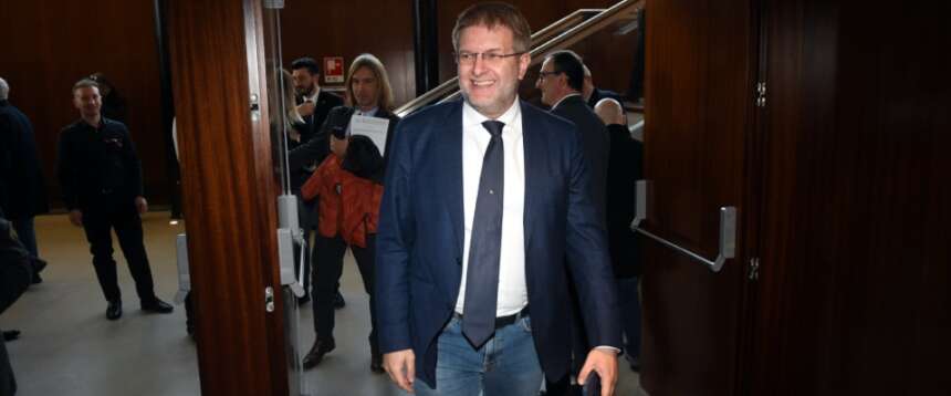 Ue, Fidanza: “D’accordo con Draghi, serve un’Europa migliore e più snella. Lo diciamo da sempre” Ue, Fidanza: “D’accordo con Draghi, serve un’Europa migliore e più snella. Lo diciamo da sempre”