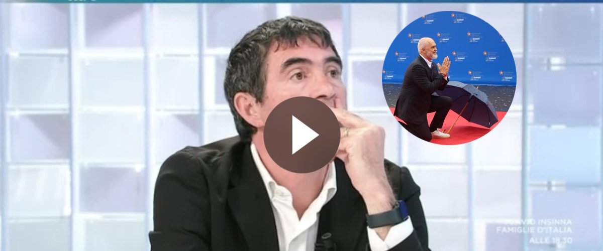 fratoianni ha un attacco di bile per rama in ginocchio da meloni solo teatro imbarazzo da parenzo video da Secoloditalia.it fratoianni ha un attacco di bile per rama in ginocchio da meloni solo teatro imbarazzo da parenzo video
