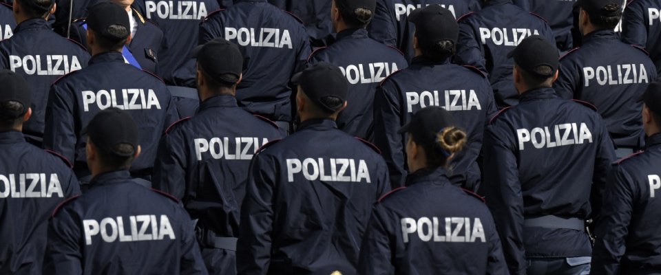 L’uomo da 30 milioni di dollari: estradato dall’Albania l’egiziano trafficante di migranti L’uomo da 30 milioni di dollari: estradato dall’Albania l’egiziano trafficante di migranti