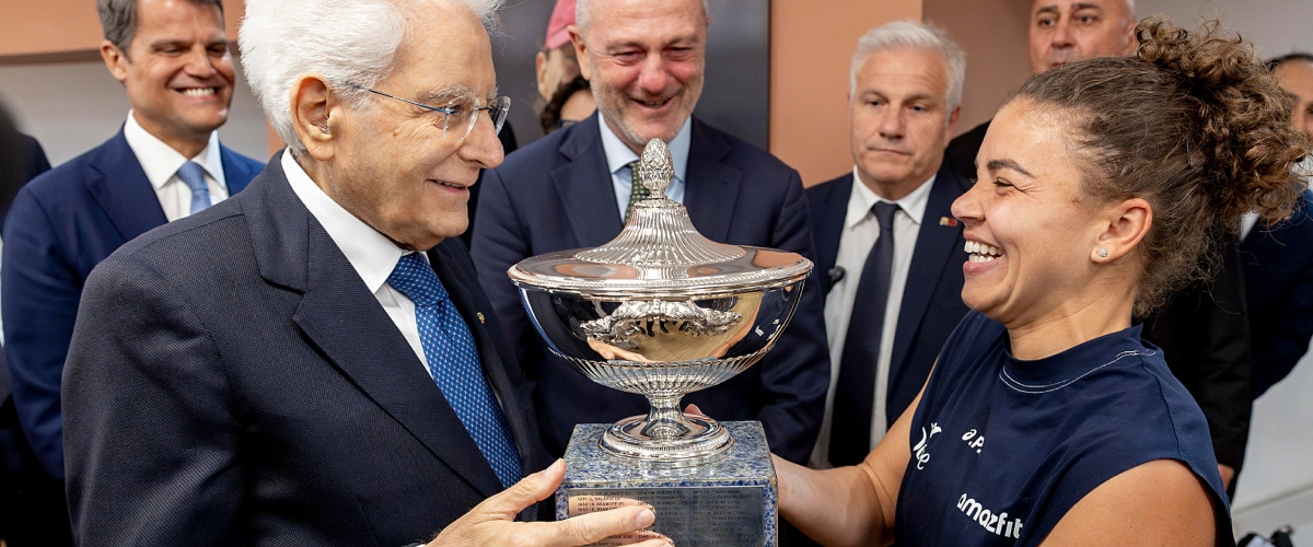 roma incorona la sua regina jasmine paolini trionfa agli internazionali d italia e spezza un attesa lunga 40 anni