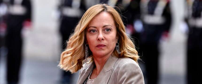 Da Meloni un monito alla politica, dopo le minacce alla figlia Da Meloni un monito alla politica, dopo le minacce alla figlia