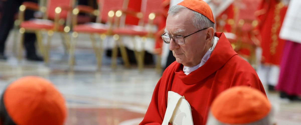 “Parolin ha avuto un malore”: la Santa Sede smentisce gli ultimi veleni sul cardinale che entra Papa “Parolin ha avuto un malore”: la Santa Sede smentisce gli ultimi veleni sul cardinale che entra Papa