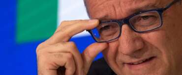 Valditara e il premio alle studentesse