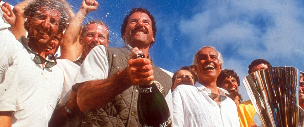 “America’s Cup, un orgoglio per l’Italia: barche come auto di Formula 1”: parla il mitico skipper Paul Cayard “America’s Cup, un orgoglio per l’Italia: barche come auto di Formula 1”: parla il mitico skipper Paul Cayard