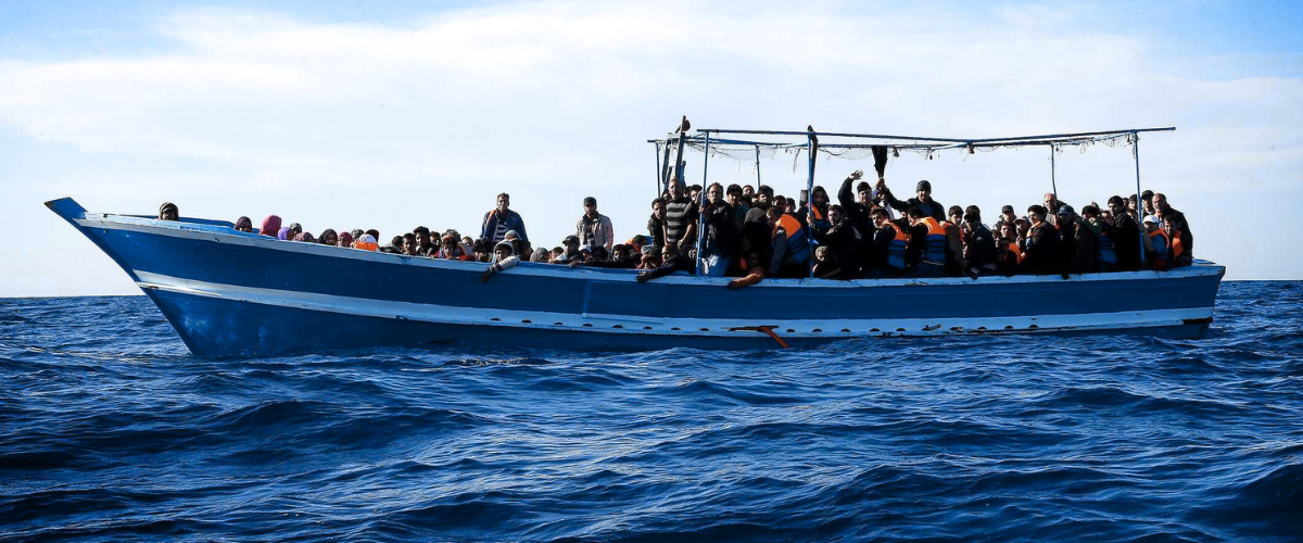 Migranti, la stretta funziona: Frontex certifica il crollo degli sbarchi in Europa. Rampelli: “La pacchia è finita” Migranti, la stretta funziona: Frontex certifica il crollo degli sbarchi in Europa. Rampelli: “La pacchia è finita”