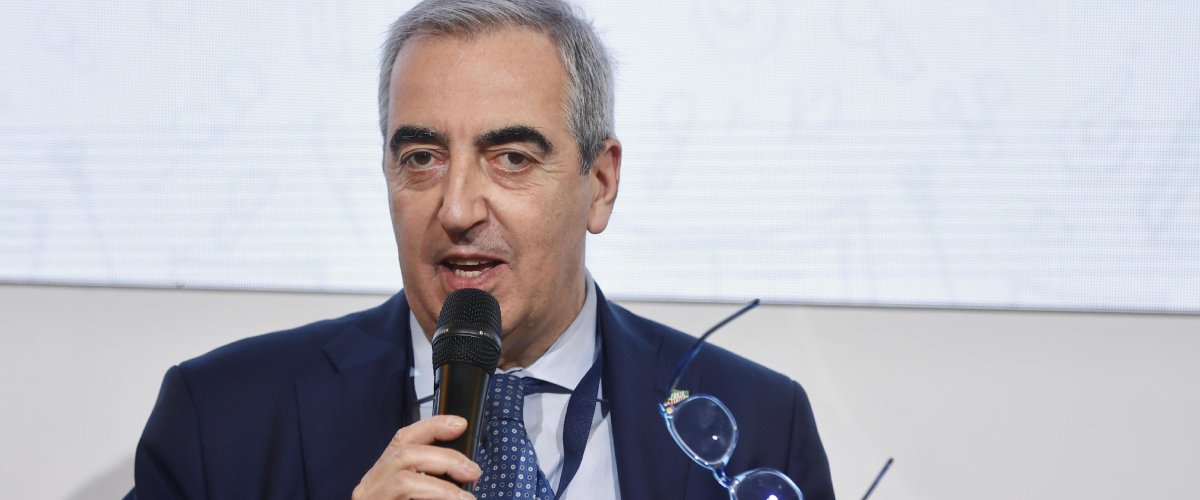 Gasparri: «Sul 1° maggio una sinistra vergognosa: è il regno dell’ipocrisia» Gasparri: «Sul 1° maggio una sinistra vergognosa: è il regno dell’ipocrisia»