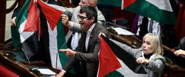 Sceneggiata della sinistra alla Camera durante la discussione delle mozioni su Gaza