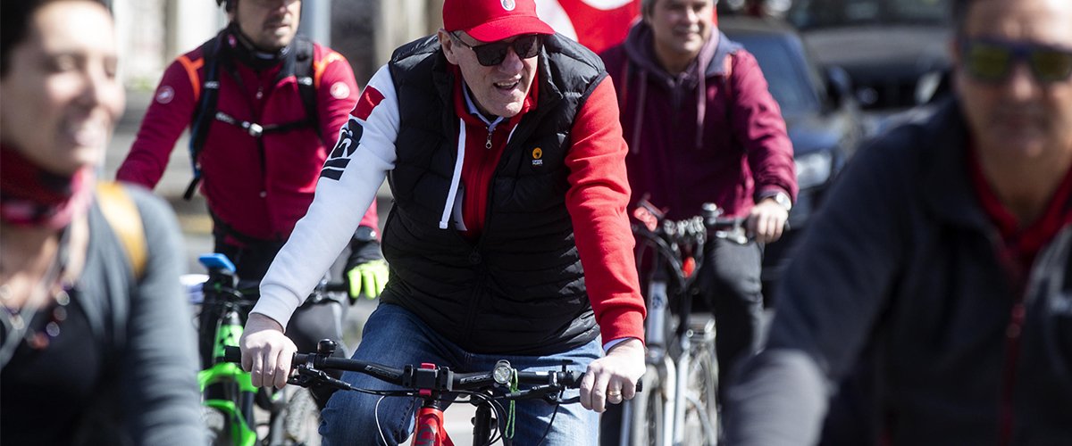 referendum landini prova a intenerire gli elettori con un libro biografico caddi dalla bici andai in coma mi risvegliai… da Secoloditalia.it referendum landini prova a intenerire gli elettori con un libro biografico caddi dalla bici andai in coma mi risvegliai…