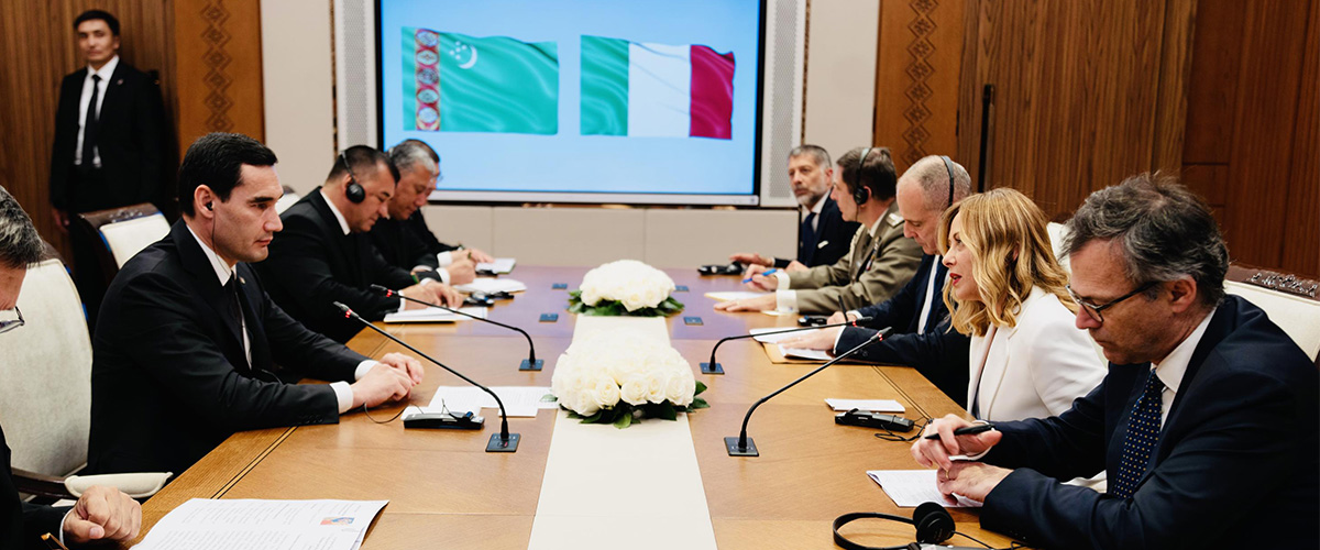 Meloni e la storica missione in Asia: “Italia fa da apripista per l’Europa”. E 5 leader sposano il Piano Mattei