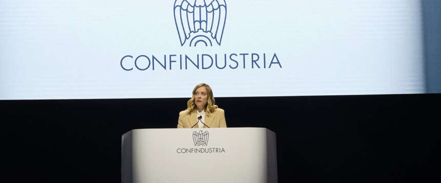 “Make in Italy”. Meloni arringa gli industriali: “Pensiamo in grande, sfidiamo il mondo, vinciamo insieme” “Make in Italy”. Meloni arringa gli industriali: “Pensiamo in grande, sfidiamo il mondo, vinciamo insieme”